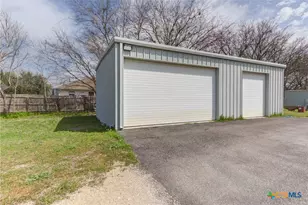 2911 Morningside Dr, New Braunfels, TX 78130 - Photo 10