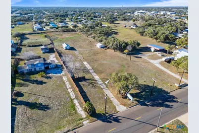 1315 S Church, Rockport, TX 78382 - Photo 6