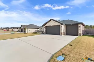 5521 Alazan Dr, Belton, TX 76513 - Photo 4