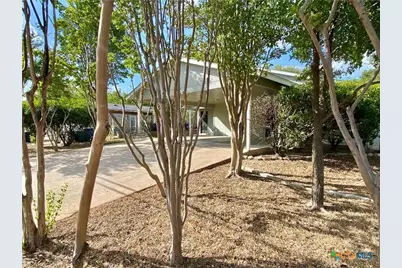 2110 Blue Meadow Drive #B, Austin, TX 78744 - Photo 2