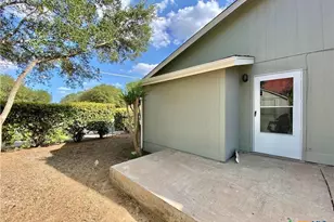 2110 Blue Meadow Dr, Austin, TX 78744 - Photo 32