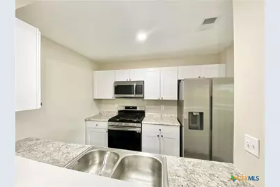 2110 Blue Meadow Drive #B, Austin, TX 78744 - Photo 10