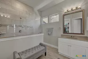 1426 Village Inn, New Braunfels, TX 78132 - Photo 20