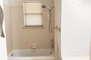 507 E Avenue G, Rosebud, TX 76570 - Photo 8