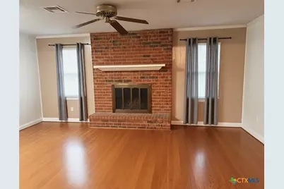 507 E Avenue G, Rosebud, TX 76570 - Photo 2