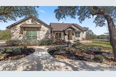 619 Cambridge Drive, New Braunfels, TX 78132 - Photo 2