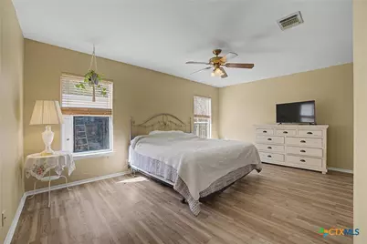 501 Denise Drive, New Braunfels, TX 78130 - Photo 16