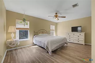 501 Denise Dr, New Braunfels, TX 78130 - Photo 16