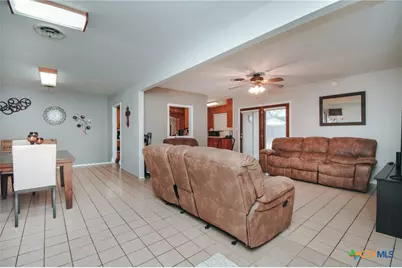 3308 Erwin Avenue, Victoria, TX 77901 - Photo 4