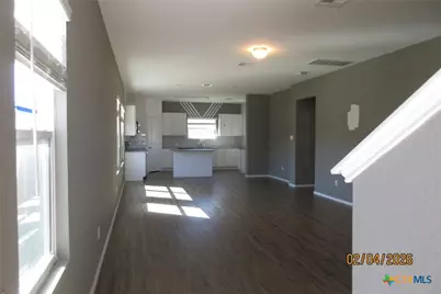 112 Granville Court, Jarrell, TX 76537 - Photo 4