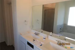 112 Granville Ct, Jarrell, TX 76537 - Photo 18