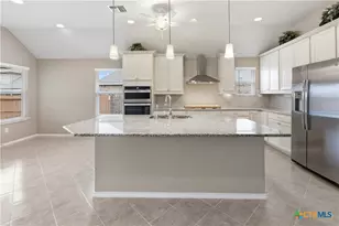 616 Rusty Gate Wy, New Braunfels, TX 78130 - Photo 6