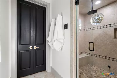 954 Riverforest Drive, New Braunfels, TX 78132 - Photo 18