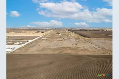 824 County Road 451, Coupland, TX 78615 - Photo 16