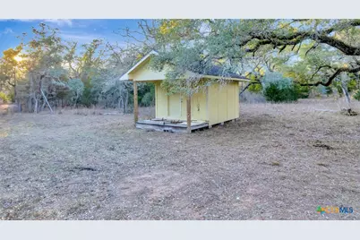 715 Private Road 1051, Hallettsville, TX 77964 - Photo 4