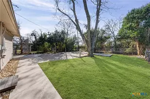 906 S 2nd St, Temple, TX 76504 - Photo 32