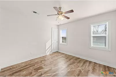906 S 2nd Street, Temple, TX 76504 - Photo 24