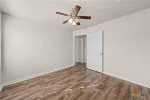 906 S 2nd St, Temple, TX 76504 - Photo 28