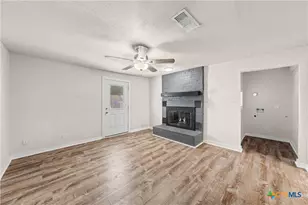 906 S 2nd St, Temple, TX 76504 - Photo 14