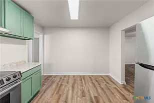 906 S 2nd St, Temple, TX 76504 - Photo 14