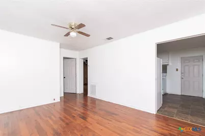 202 E Carpenter Avenue, Copperas Cove, TX 76522 - Photo 4