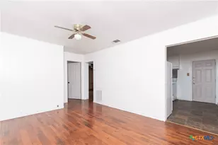 202 E Carpenter Ave, Copperas Cove, TX 76522 - Photo 4