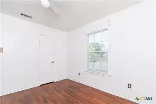 202 E Carpenter Ave, Copperas Cove, TX 76522 - Photo 8