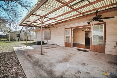 909 Fern Lane, Victoria, TX 77904 - Photo 38