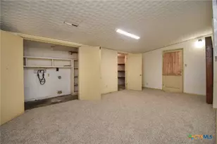 909 Fern Ln, Victoria, TX 77904 - Photo 20