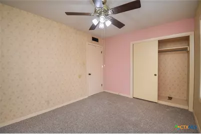 909 Fern Lane, Victoria, TX 77904 - Photo 26