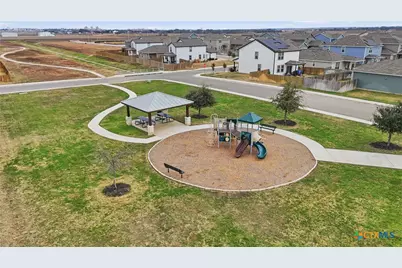 2513 Hiddenbrooke Trace, Seguin, TX 78155 - Photo 30