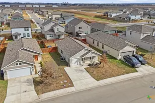 2513 Hiddenbrooke Trace, Seguin, TX 78155 - Photo 28