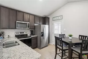 2513 Hiddenbrooke Trace, Seguin, TX 78155 - Photo 14