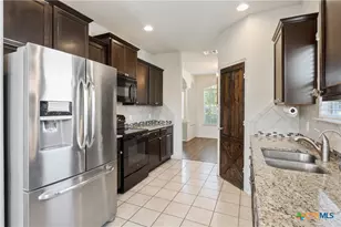 231 Druse Ln, Jarrell, TX 76537 - Photo 10