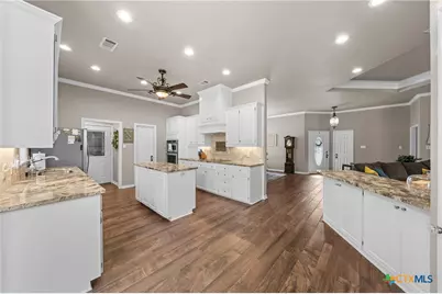 2506 Canyon Cliff Drive, Temple, TX 76502 - Photo 14