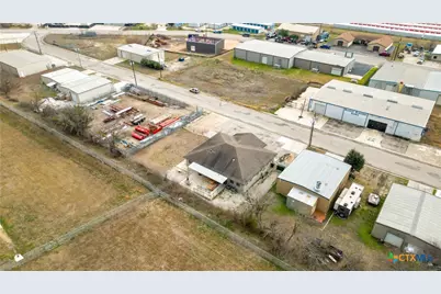 223 Lucinda Drive, New Braunfels, TX 78130 - Photo 46