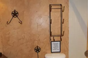 1414 Leander, San Antonio, TX 78251 - Photo 10