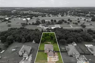 202 Milky Way Rd, Bruceville Eddy, TX 76630 - Photo 2