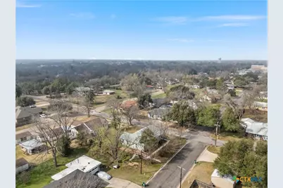 1007 N Jackson Avenue, Cameron, TX 76520 - Photo 38