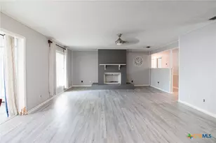 503 Sherwood Dr, Victoria, TX 77901 - Photo 10