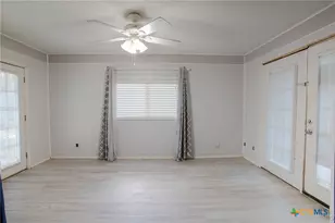 503 Sherwood Dr, Victoria, TX 77901 - Photo 6