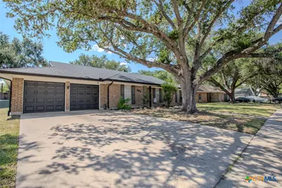 503 Sherwood Drive, Victoria, TX 77901 - Photo 4