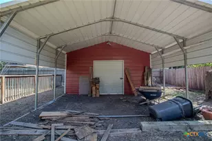 503 Sherwood Dr, Victoria, TX 77901 - Photo 24