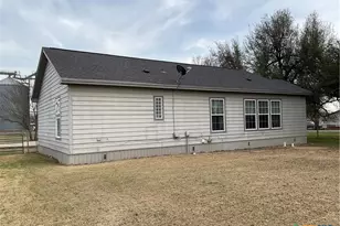 100 El Paso St, Holland, TX 76534 - Photo 8