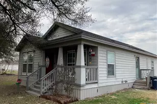 100 El Paso St, Holland, TX 76534 - Photo 2