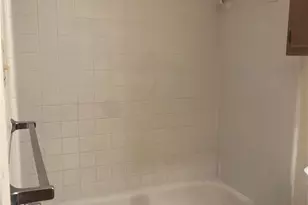 513 N San Marcos St, Seguin, TX 78155 - Photo 22