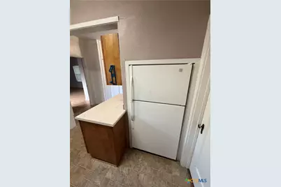 513 N San Marcos Street, Seguin, TX 78155 - Photo 14