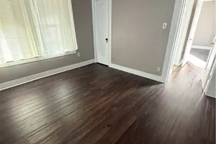 513 N San Marcos St, Seguin, TX 78155 - Photo 10