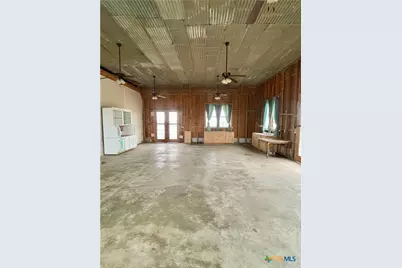 218 Fm 710, Ganado, TX 77962 - Photo 8