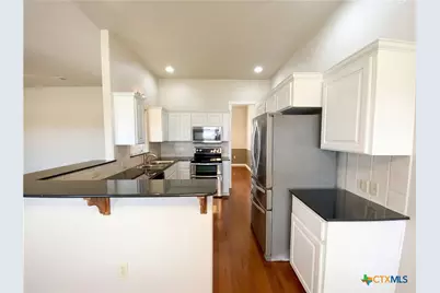 104 Coleton Drive, Copperas Cove, TX 76522 - Photo 2